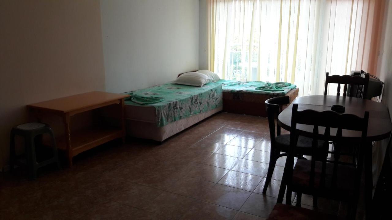 Global Ville Apartcomplex Солнечный берег Экстерьер фото